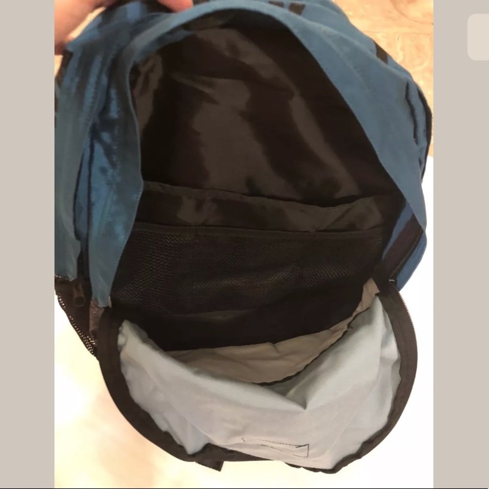 LAST TWO! New VS Pink Campus Backpack Newport Blue - Picture 4 of 7
